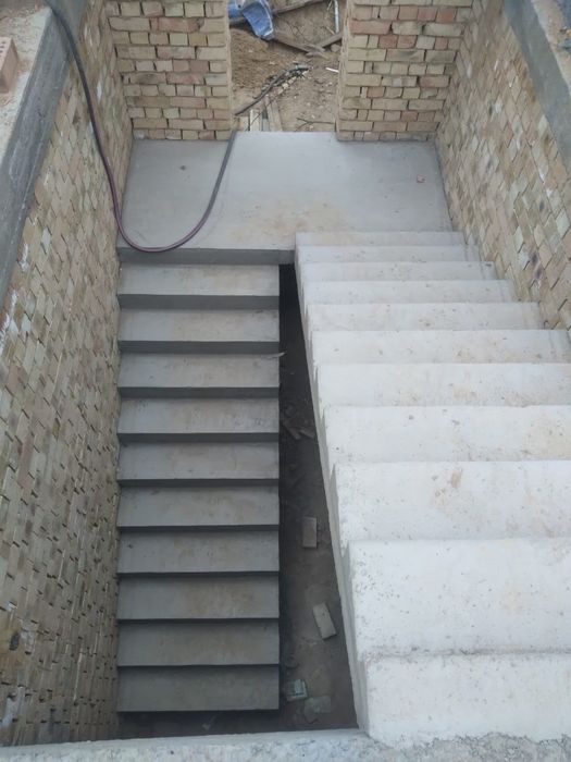 Zina poyalar taxlaymiz betondan