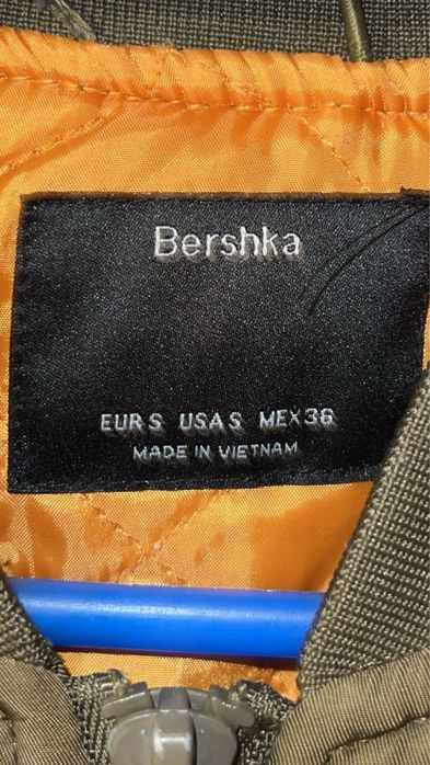 Geaca Bershka Bomber