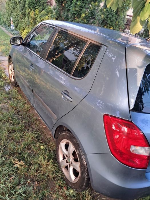 SKODA Fabia 2011 — imagine 2