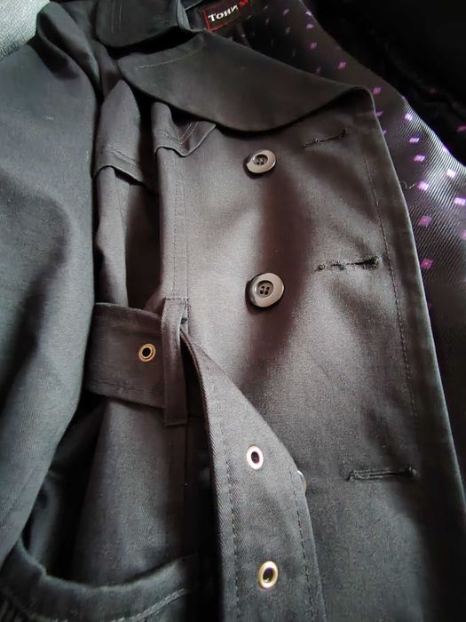 Стилен дамски тренчкот Тони М