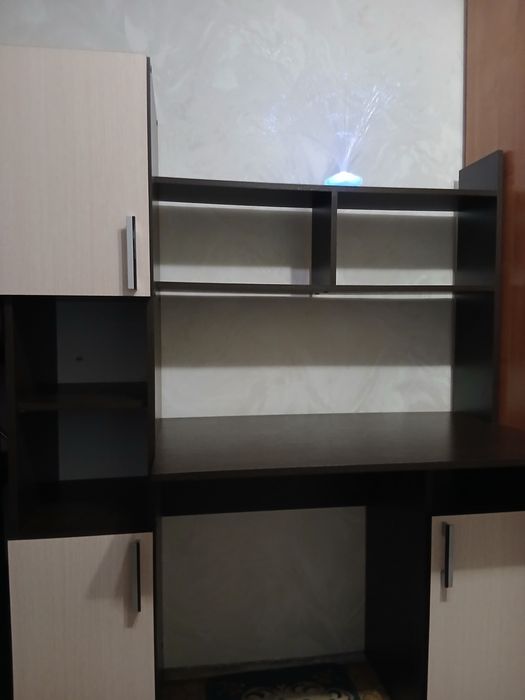 стол  для учебы