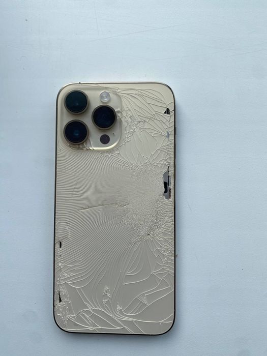 Продам айфон 14 про макс