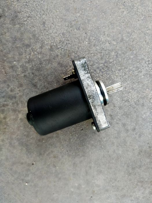 Стартер на  Yamaha Jog sa-16j