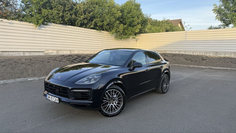 Porsche cayenne coupe hybrid 462 cp 2021