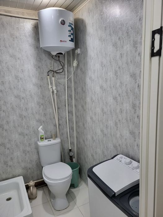 Уй сатылады сарайы бар