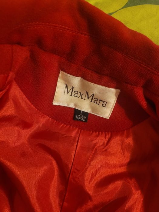 Pardesiu damă original Max Mara cașmir 100%