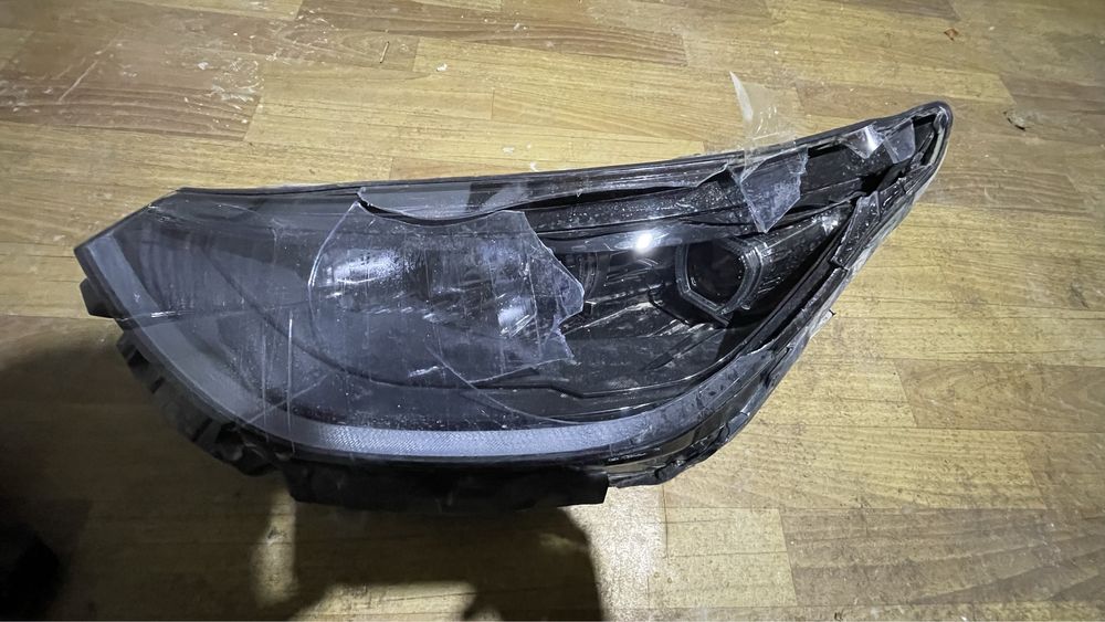 Фара левый Hundai Sonata DN8