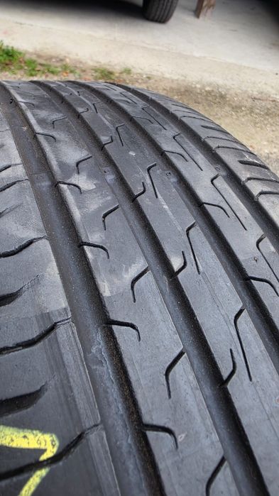 Anvelopă continental de vară 215 60 r17