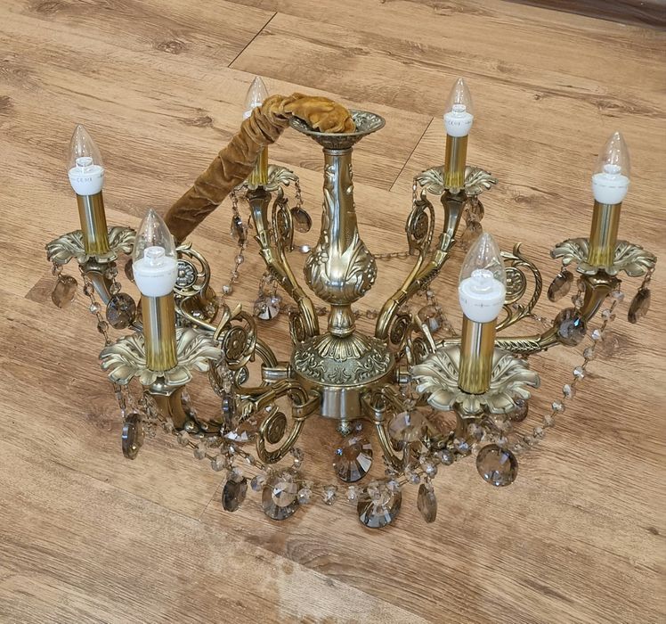 Люстра в классическом стиле