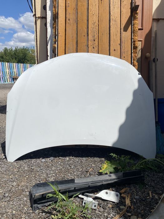 Капот Нисан альмера g15