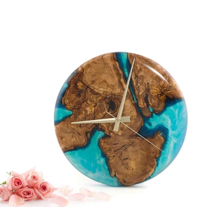 Настольные часы BIOSY из дерева и эпоксидной смолы