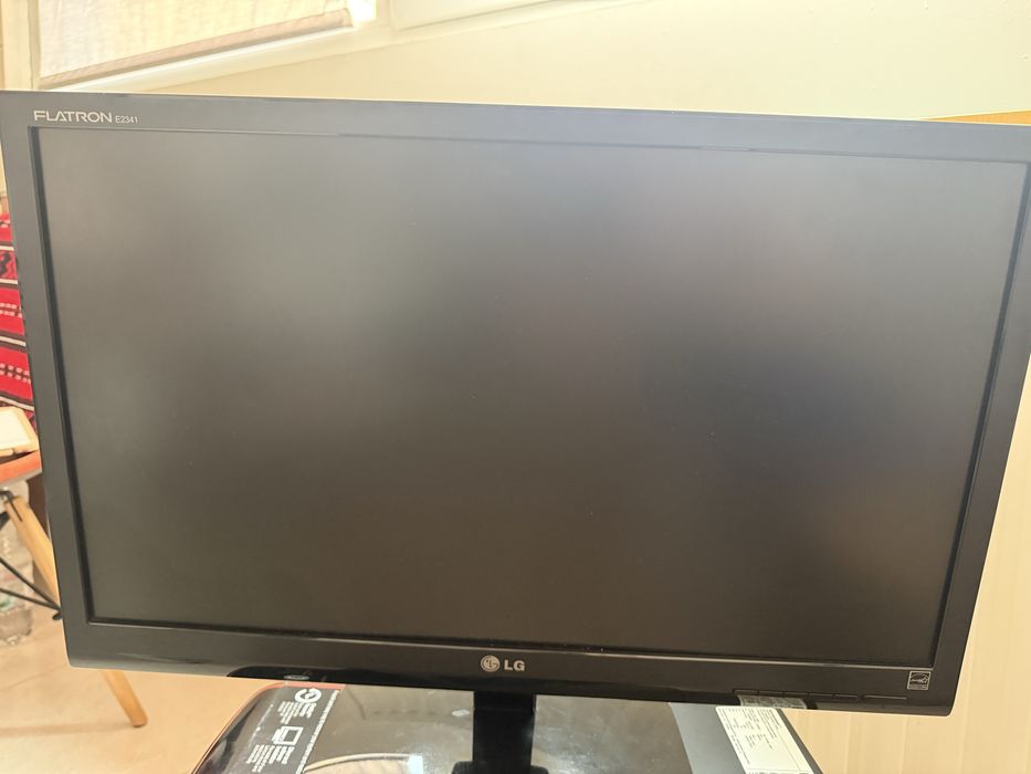 Monitor LG e2341