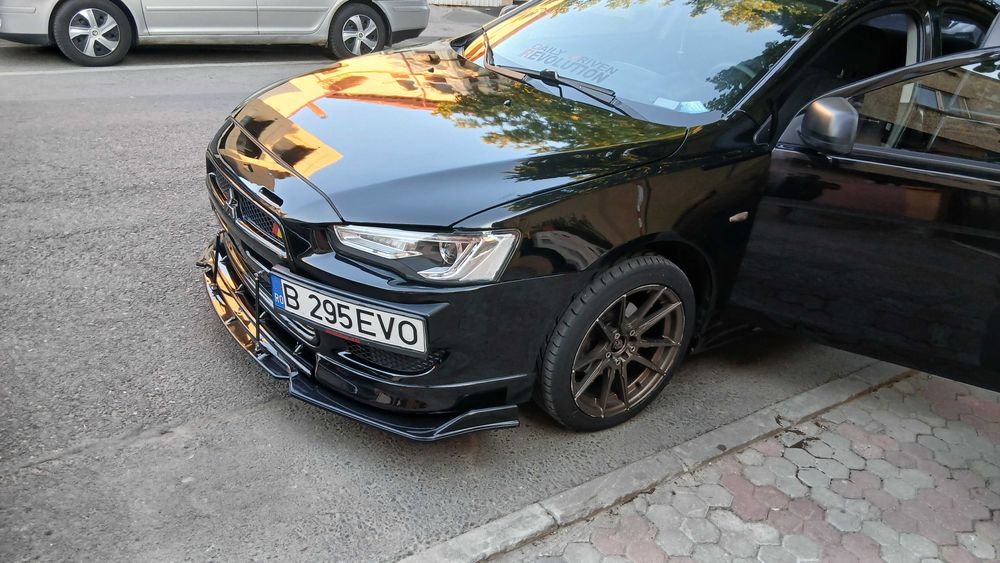 Mitubisi lancer