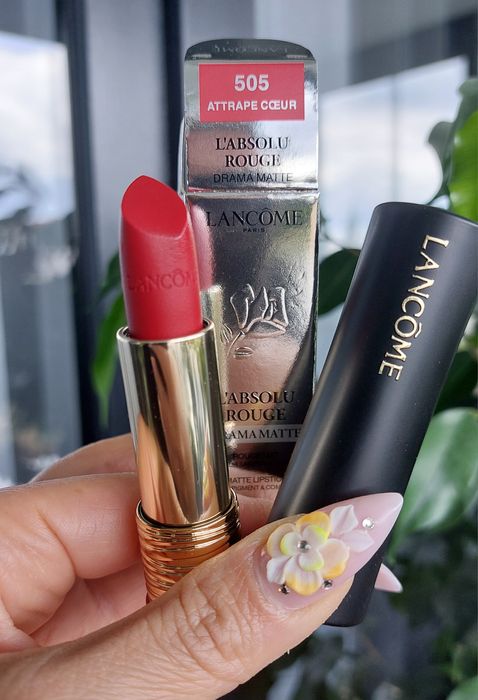 Червило Lancome 123