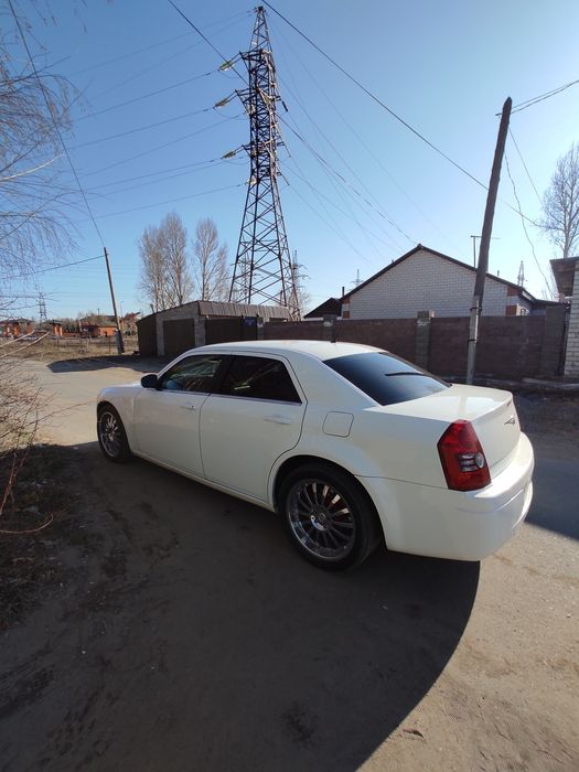 Продам Chrysler 300c