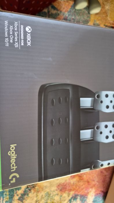 Volan Logitech pentru  Xbox