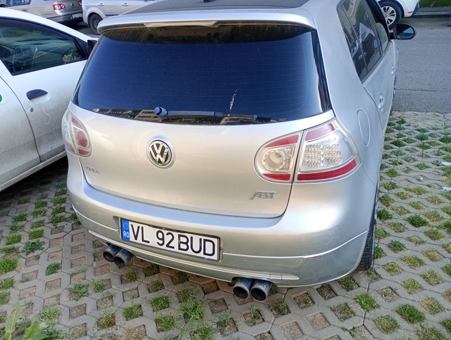 Vând Golf 5 GTI  200cp