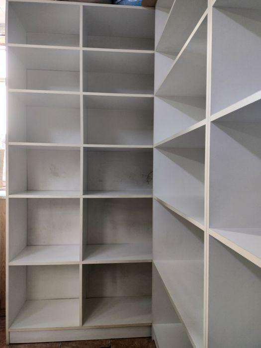 Стеллажи из ламината