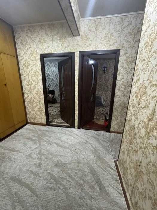 Юнусабад, 16-квартал — продаётся квартира 4-хона 4-комнат