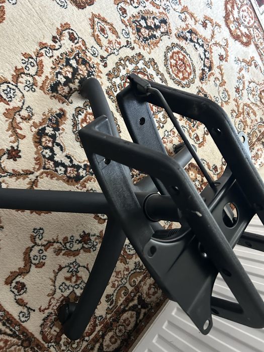 Anexe impecabile  , scaun  ergonomic