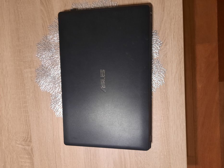 Laptop Asus X552L