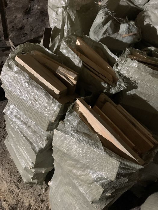 Дрова  в  мешках