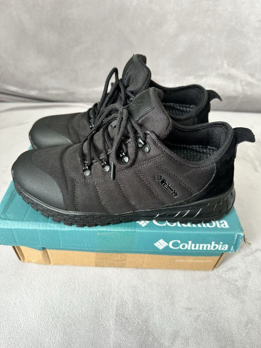 Продам кроссовки