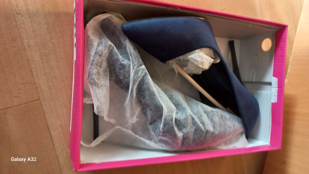 Продаётся туфли в отличном состоянии