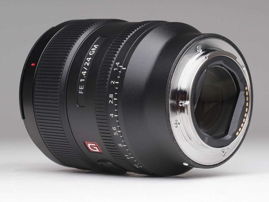 Sony FE 24mm f/1.4 GM