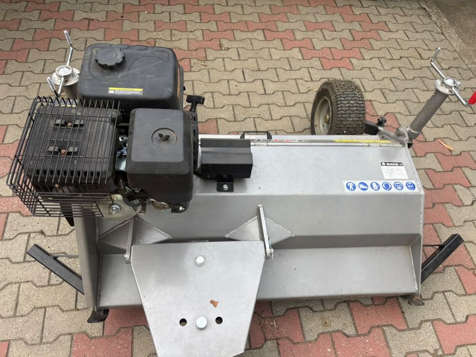 Tocator Vegetatie Janset AT-120 15 CP benzina
