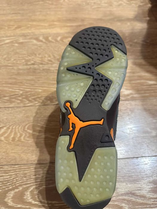 Vând adidași Jordan Jumpman MVP