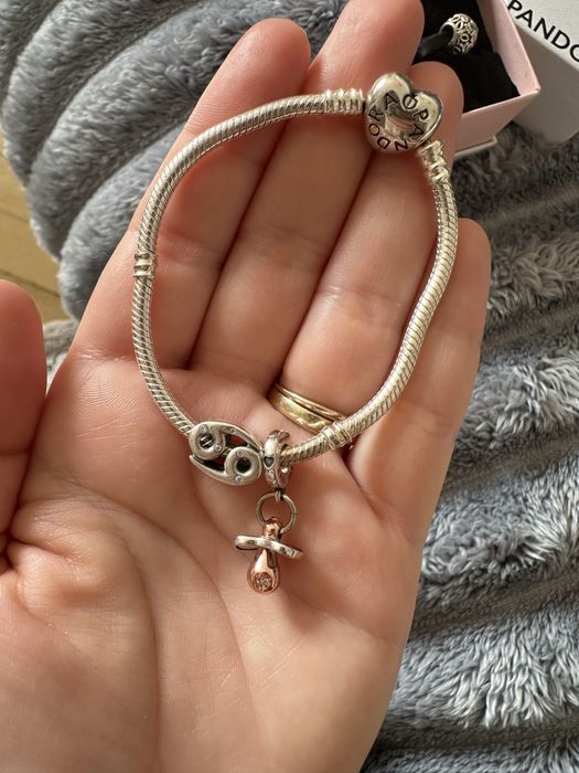 Bratara Pandora cu 3 charmuri