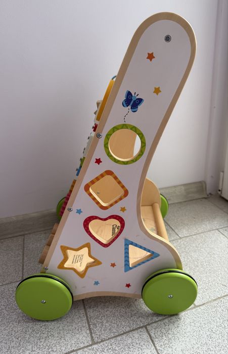 Дървен уокър / проходилка New Classic toys