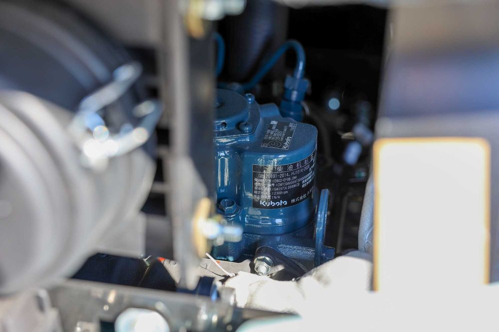 Мини багер TAREXO MS-18 PRO