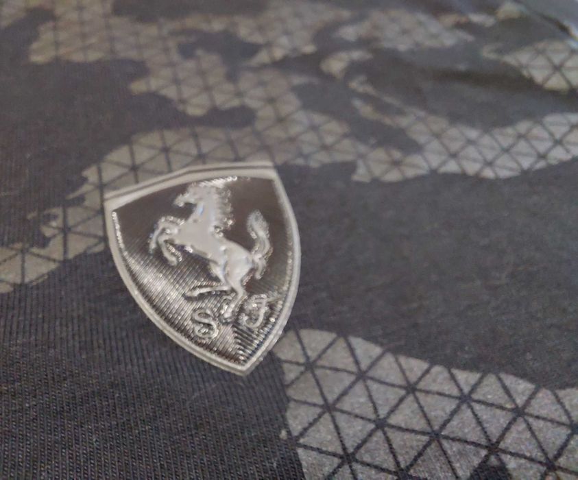 Scuderia Ferrari черна камуфлажна тениска Camouflage размер S перфектно състояние