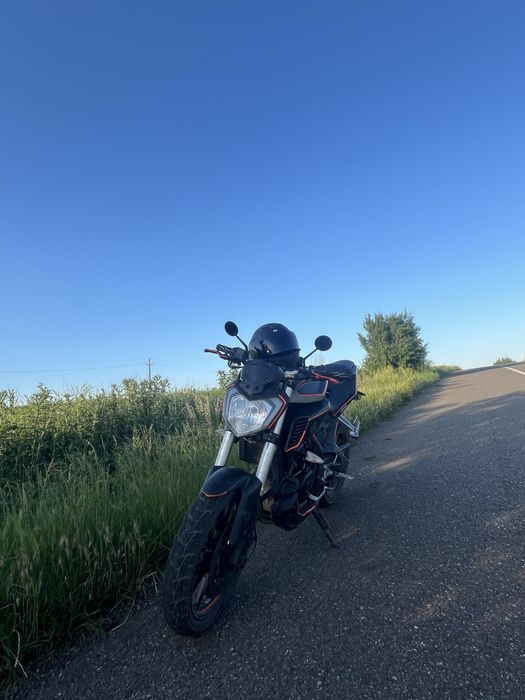 Vand motocicleta yamaha mt 125
