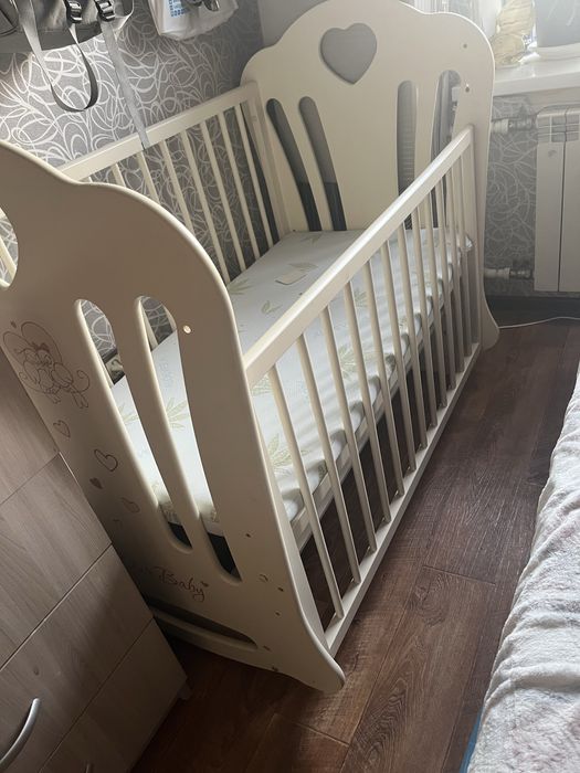 Детская кровать - качалка.