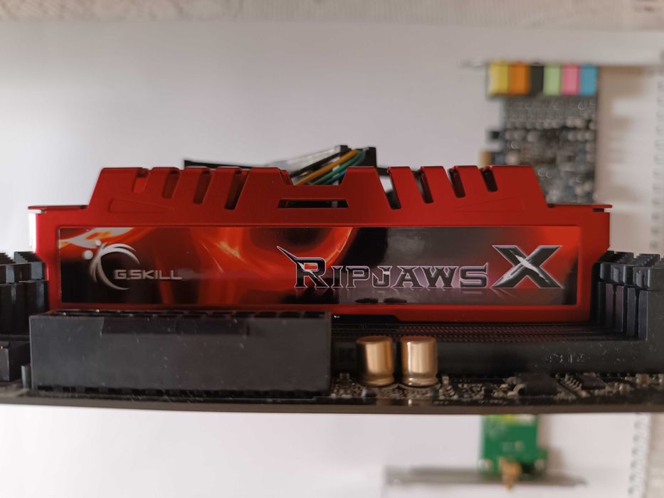 Memorie RAMddr3 GB. Skill 2x8gb +i5-3330 la pachet