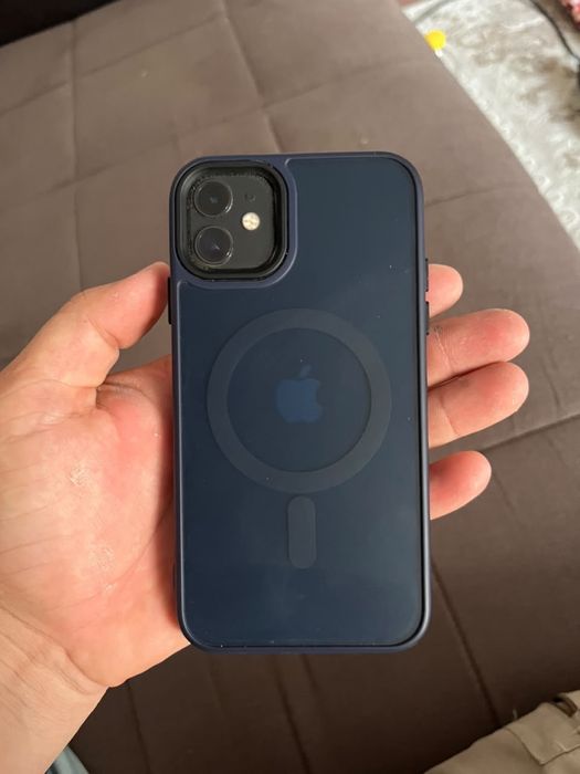 Срочно продаетс Iphone 11, 128gb с гарантией