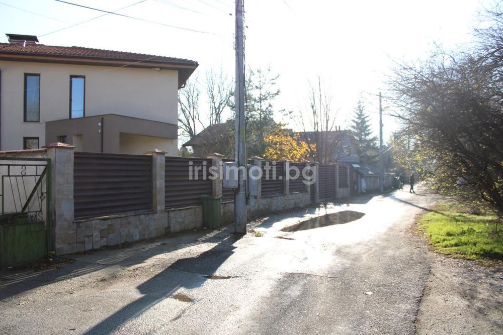 Продава се Парцел в София, Република - 886 кв.м за 91 €/кв.м - Снимка #5