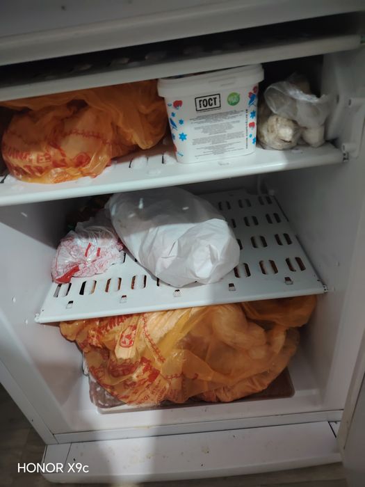 Продам холодильник