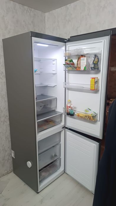 Продается холодильник