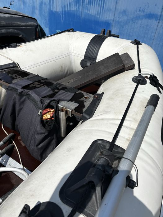 OMEGA надуваема моторна лодка с твърдо дъно 3.1 метра