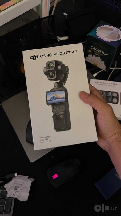 DJI Osmo Pocket 4P Vlog Combo