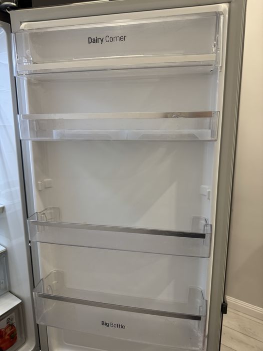 Продам отличный холодильник