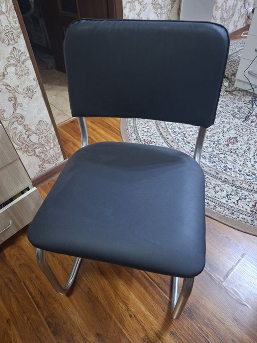 Продам для мастера маникюра