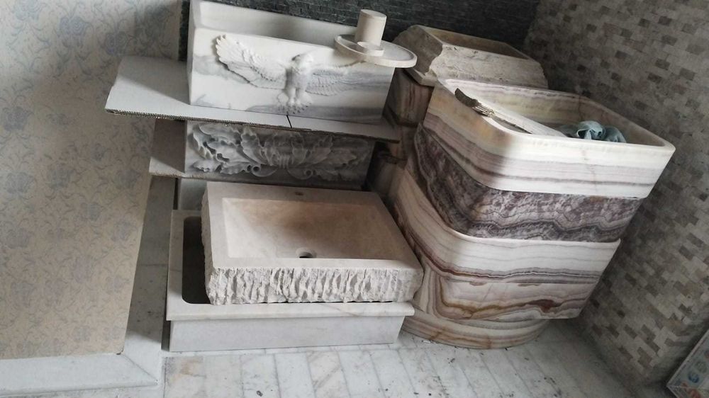 Vindem lavoare din piatra naturala, marmura, travertine, onyx