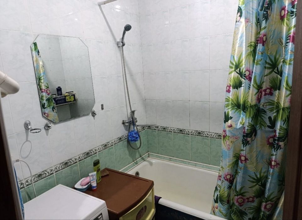 Чиланзар 2 квартал 2в3 комнатная