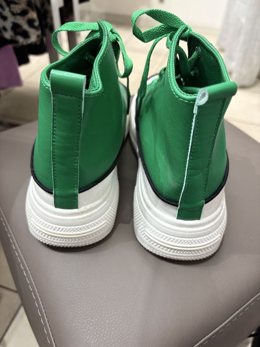 Обувки кецове кожени