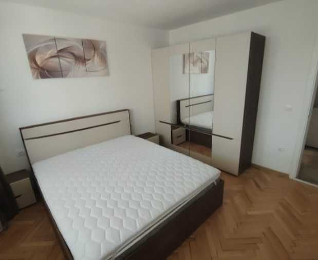 Дава се под наем Тристаен апартамент в София, Изток - 82 кв.м за 818 € - Снимка #5